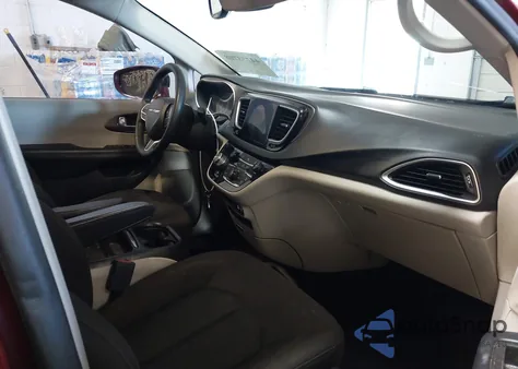 2019 Chrysler Pacifica Touring Plus from USA, damaged, VIN 2C4RC1FG3KR589322